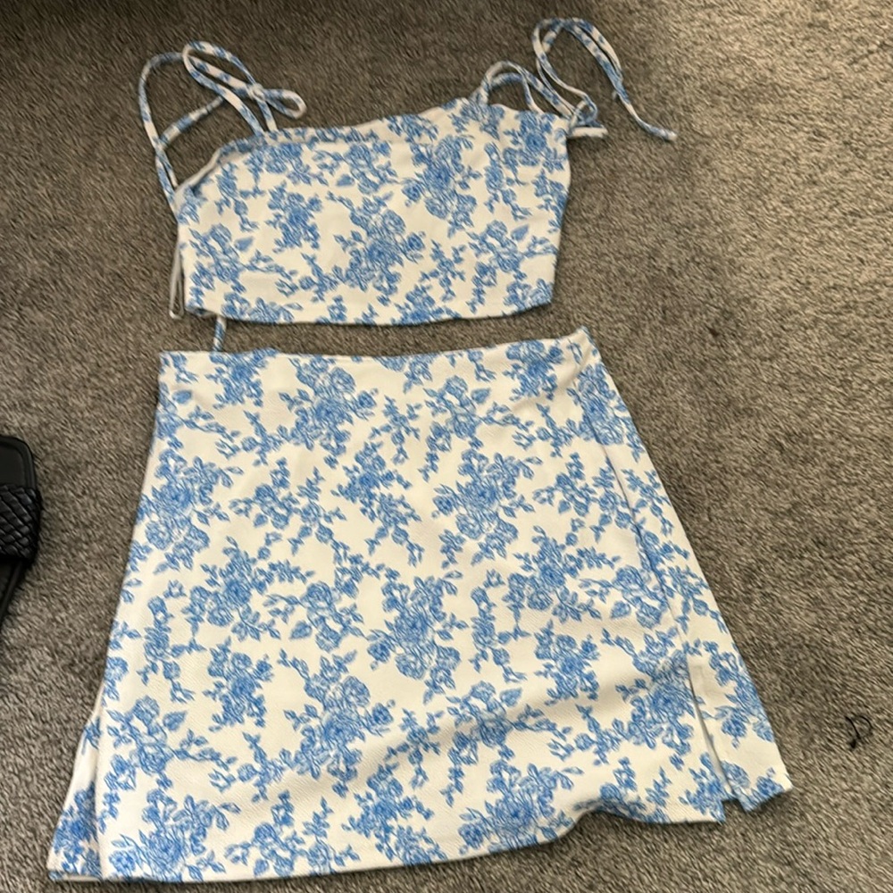 Beautiful dress!
